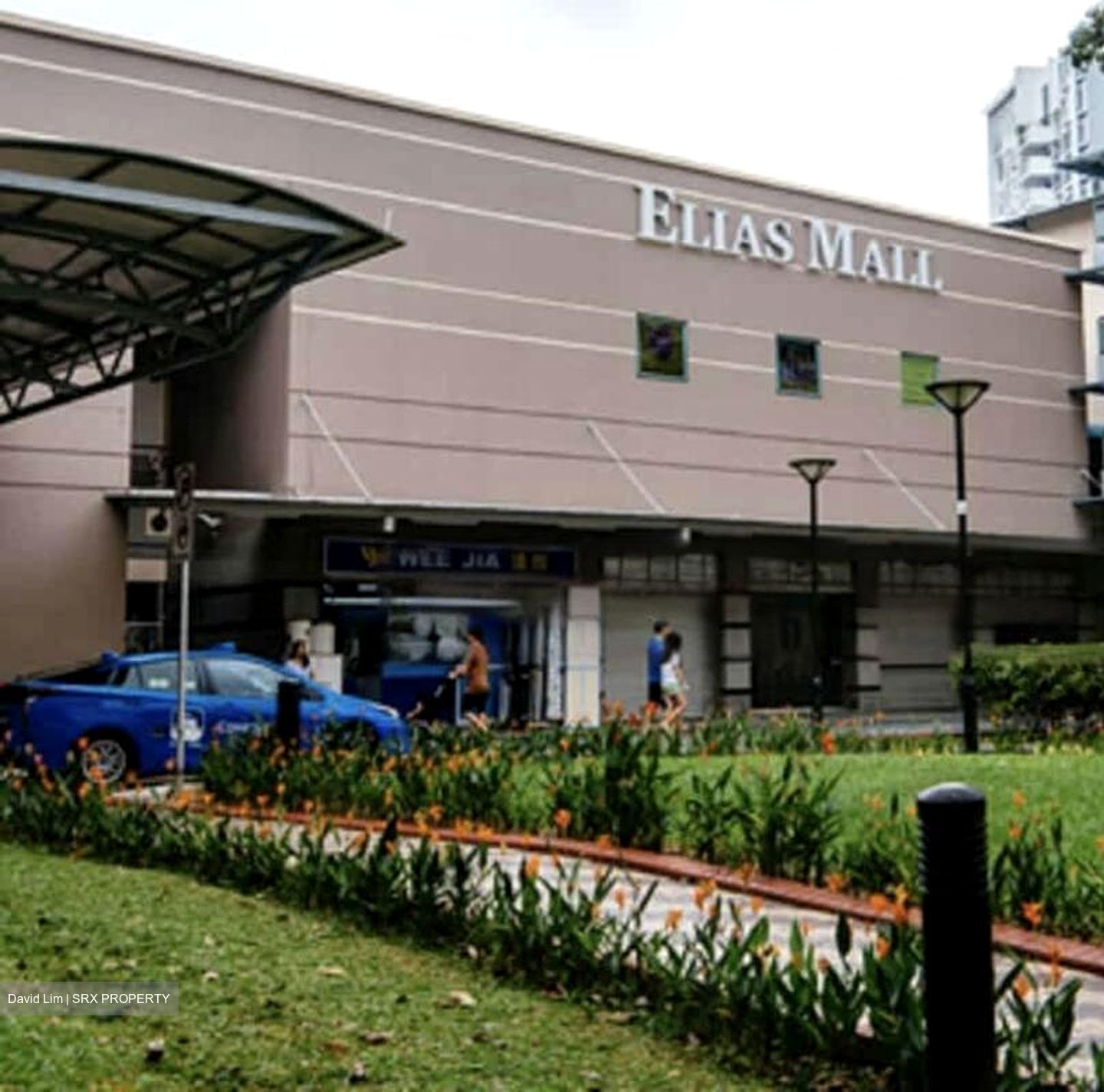 Elias Mall (D18), Retail #450957011